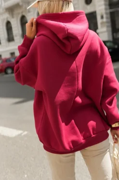 CandyTM BLUZA BAWEŁNIANA Z KAPTUREM OCIEPLANA Z BARANKOWYM NAPISEM MON CHERI WIŚNIOWA