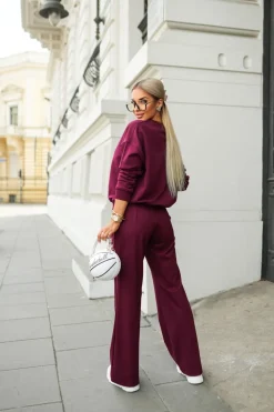 CandyTM BLUZA BAWEŁNIANA Z OKRĄGŁYM DEKOLTEM Z NAPISEM STAYHERE BURGUNDOWA