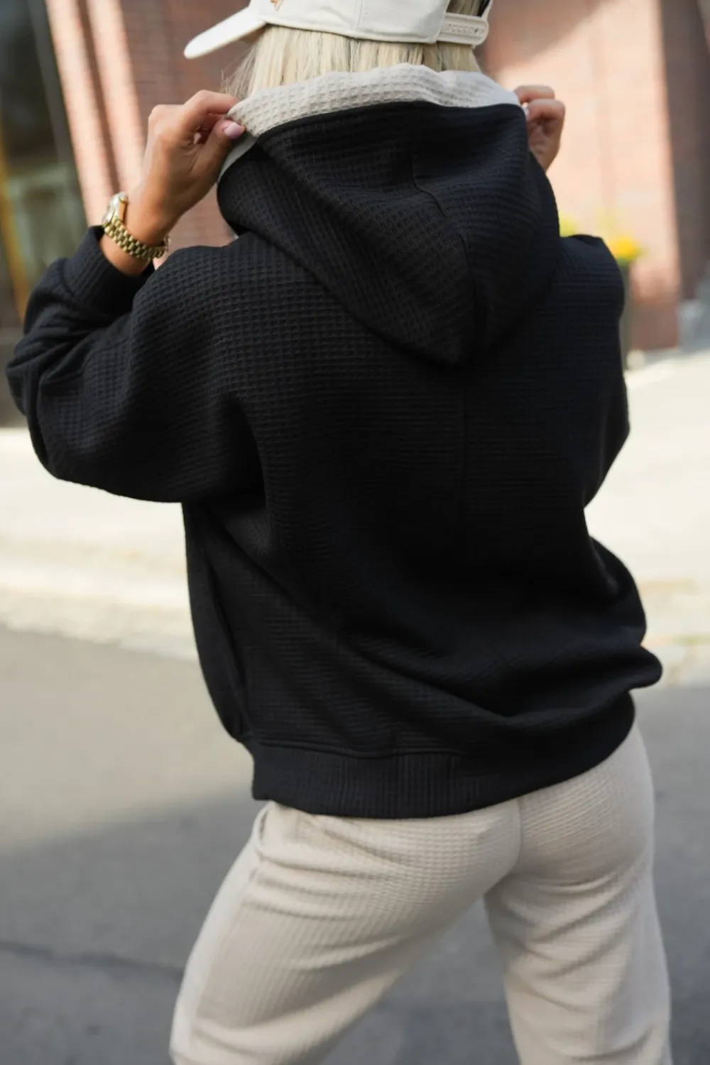 CandyTM BLUZA DRESOWA Z KAPTUREM WAFFLE Z HAFTEM CZARNA