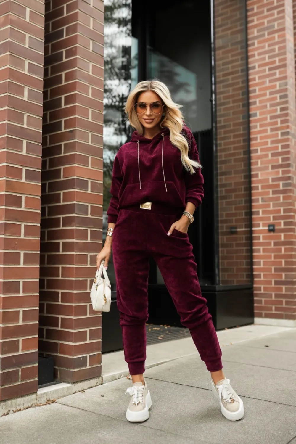 CandyTM BLUZA DRESOWA Z KAPTUREM TIAGO Z WARKOCZOWYM SPLOTEM BURGUNDOWA