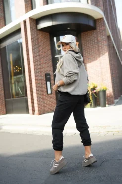 CandyTM BLUZA DRESOWA Z KAPTUREM WAFFLE Z HAFTEM BEŻOWA