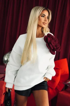CandyTM BLUZA OVERSIZE OCIEPLANA Z ODPINANYM KWIATEM 3D BIAŁA
