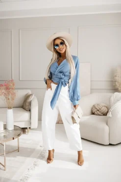 CandyTM BLUZKA DIAMOND Z KOPERTOWYM DEKOLTEM NIEBIESKI JEANS