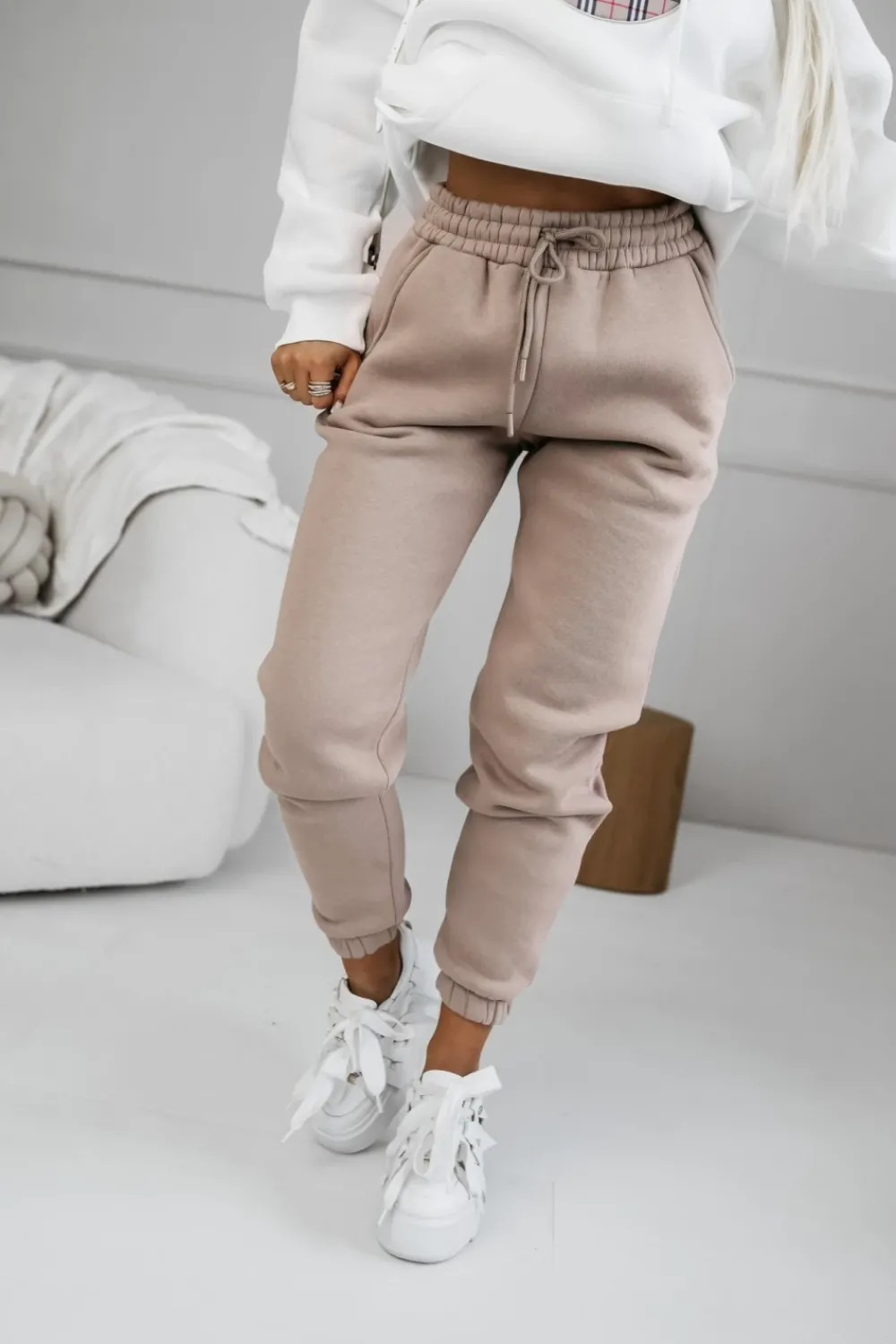 CandyTM SPODNIE DRESOWE ELISABETH OCIEPLANE Z GUMĄ W PASIE BEŻOWE