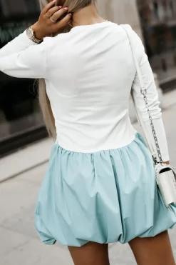 CandyTM SUKIENKA MINI ANGEL BOMBKA Z WISKOZY BIAŁO-MIĘTOWA